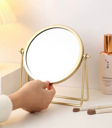 Altın Renk Ayarlanabilir Metal Ayaklı Masa Üstü Makyaj Aynası - 360° Döner, Şık Dekoratif Tasarım