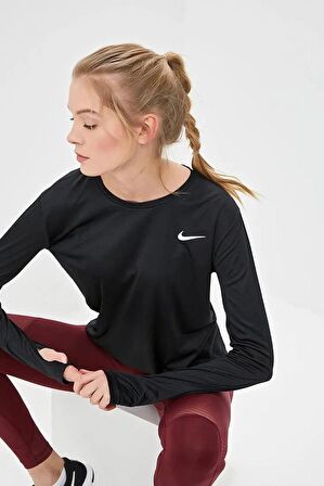 Nike Dri-Fit Pacer Uzun Kollu Siyah Kadın Koşu Üstü