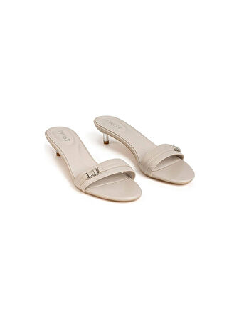 Twist Metal Tokalı Topuklu Terlik