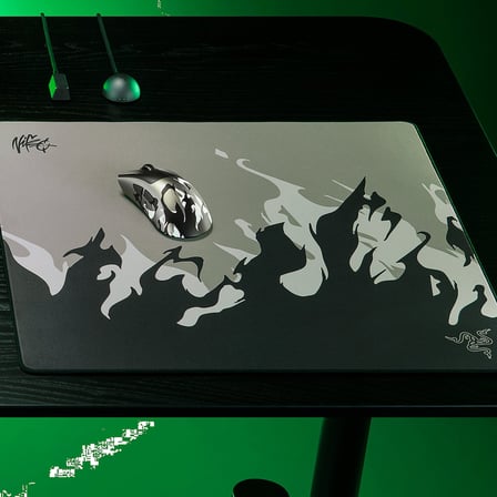 Razer Gigantus V2 Pro Large Niko Edition Gaming Mouse Pad