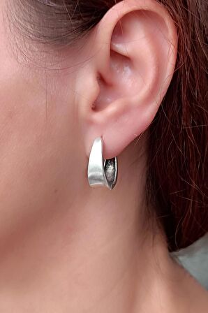 Kavisli Şekilli Kadın Küpe Çift Adet Gümüş Kaplama El Yapımı Kadın Küpe