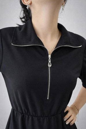 Kadın Siyah Fermuarlı Polo Yaka Kısa Kollu Beli Büzgülü Mini Elbise