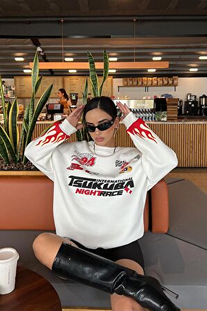 Beyaz Racing Baskılı Oversize Unisex Sweatshirt