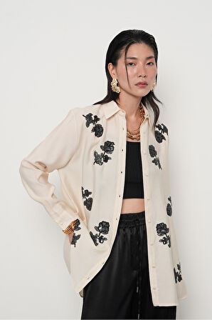 KADIN ÖNÜ PUL PAYET İŞLEMELİ ANTRASİT RENK GÖMLEK