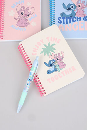 DEKOMUS İLE LİSANSLI LILO & STITCH SPIRALLI A6 80 YAPRAK BLOKNOT İLE VERSATİL UÇLU KALEM 0.7 MM 2'LİSİ