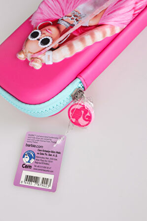"DEKOMUS CEP DEFTERİ HEDİYELİ"  LİSANSLI YENİ SEZON BARBIE ÖZEL TASARIM EVA KALEM ÇANTASI