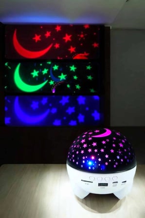 Gökyüzü Temalı Bluetooth Ve Hoparlörlü Şarjlı Çocuk Gece Lambası