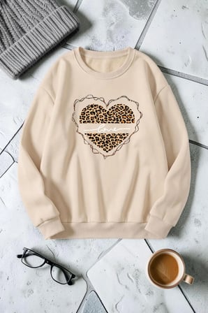Unisex Leopar Desenli Kalp Baskılı Bisiklet Yaka Sweatshirt