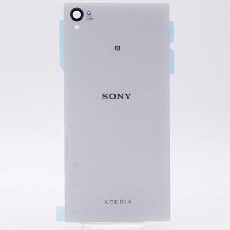 Sony Xperia Z1 Arka Kapak Pil Kapağı Beyaz