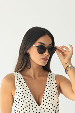 Yeşil Siyah Cam Güneş Gözlüğü