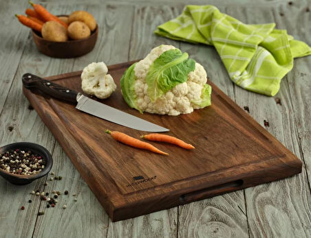 Simurg Doğal Ceviz Ağacı Şef Tipi Kesme ve Sunum Tahtası El Yapımı – Su Kanallı, Tutma Yuvalı (41x25x2.5 cm)