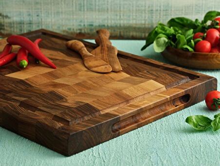 Liberta 3D Yüzeyli El Yapımı Doğal Ceviz Kesme Tahtası – Profesyonel Şefler İçin (45x35x4 cm)