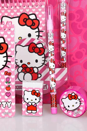Lisansli Hello Kitty 4'Lü Kirtasiye Seti Not Defteri,Geçmeli Kurşun Kalem,Silgi Ve Kalemtıraş