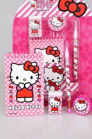 Lisansli Hello Kitty 4'Lü Kirtasiye Seti Not Defteri,Geçmeli Kurşun Kalem,Silgi Ve Kalemtıraş