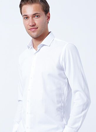 Süvari Slim Fit Klasik Yaka Armürlü Beyaz Erkek Gömlek GM2024700327