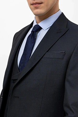 Slimfit Armürlü Yelekli Takım Elbise