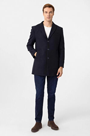 Sivri Yaka Slim Kalıp Desenli Kaban