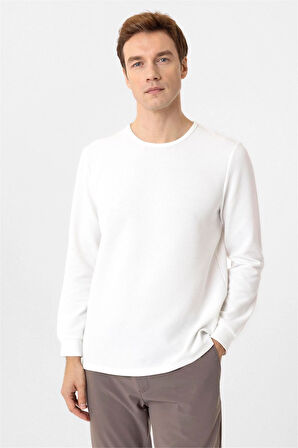 Beyaz Slim Fit Armürlü Bisiklet Yaka Triko Kazak