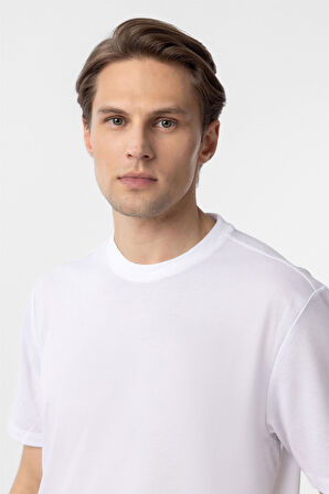 Beyaz Slim Fit Armürlü Bisiklet Yaka Tişört