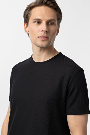 Siyah Slim Fit Armürlü Bisiklet Yaka Tişört