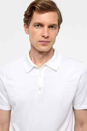 Beyaz Regular Düz Polo Yaka Triko Tşört 