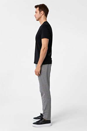 Siyah Slim Fit Düz V Yaka Tişört