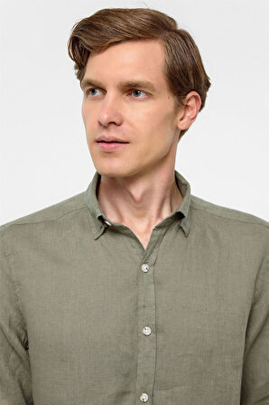 Haki Regular Fit Düz Klasik Yaka Gömlek