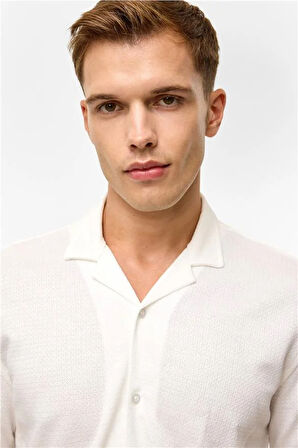 Beyaz Slim Desenli Apaş Yaka Gömlek