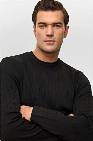 Siyah Regular Desenli Bisiklet Yaka Triko