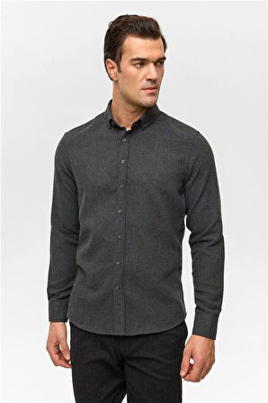 Siyah Slim Düz Düğmeli Yaka Gömlek