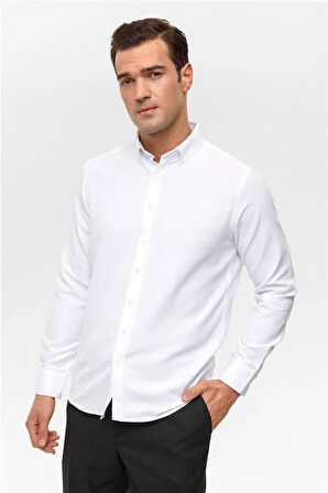 Beyaz Slim Baskılı Düğmeli Yaka Gömlek