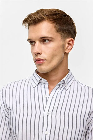 Siyah Slim Düz Düğmeli Yaka Gömlek