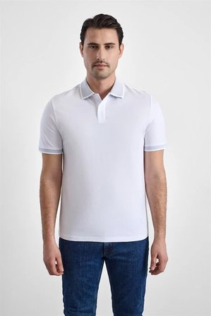 Beyaz Regular Düz Baskısız Pike Fermuarlı Polo Yaka Nefes Alabilen Tişört