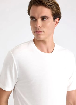 Süvari Beyaz Erkek Bisiklet Yaka Regular Fit T-Shirt STS1014000006