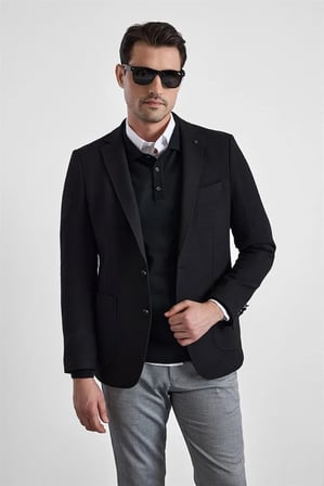 Siyah Slim Sivri Yaka Torba Cep 6 Drop Klasik Ceket