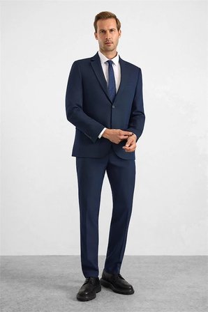 Lacivert Slim Sivri Yaka 6 Drop Takım Elbise