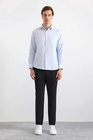 Buz Mavi Regular Klasik Yaka Düz Düz Kapaksız Cep Düğmeli Uzun Kollu Standart Casual Gömlek
