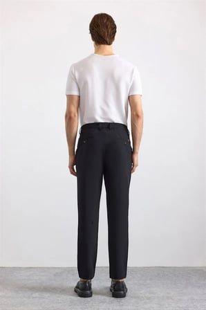Siyah Slim Düz Pike Kemerli Yıkamalı Jogger Pantolon