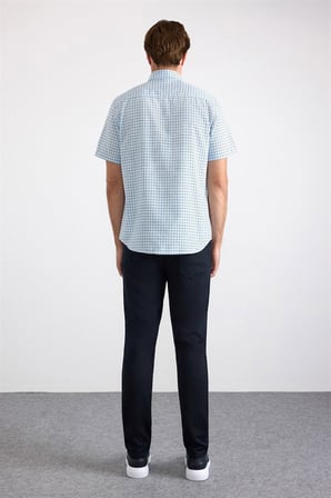 Mavi Regular Düğmeli Yaka Kareli İpliği Boyalı Kapaksız Cep Manşetli Kısa Kollu Casual Gömlek