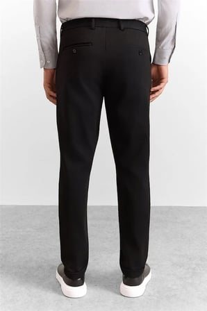 Siyah Slim Düz Twill Yarım Lastikli Jogger Pantolon