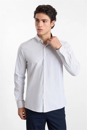 Vizon Slim Düğmeli Yaka Dikey Çizgili Armürlü Cepsiz Düğmeli Uzun Kollu Casual Gömlek