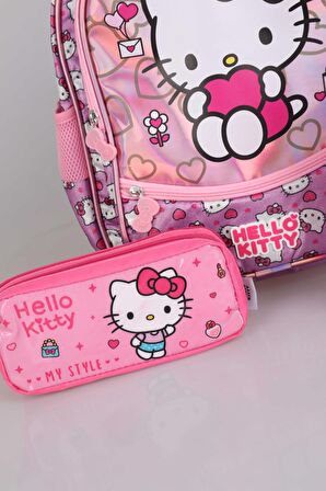 YENİ SEZON LİSANSLI HELLO KITTY'NIN PIRILTILI DÜNYASI ÖZEL KOLEKSİYON OKUL,BESLENME VE KALEM ÇANTASI 3'LÜSÜ 