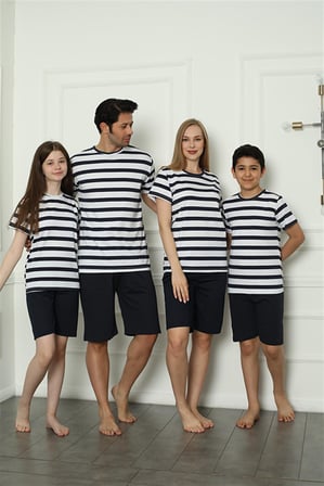 Moda Çizgi Aile Penye Şortlu Pijama Takım (anne - kız ) 50116 Ayrı Ayrı Satılır . Fiyatları Farklıdır Lacivert Kadın