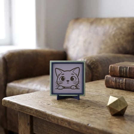 Meraklı Kedi Temalı Şık Dekoratif Obje, Yaşam Alanınız İçin Sempatik Değerli Bir Hediye 10x10 cm