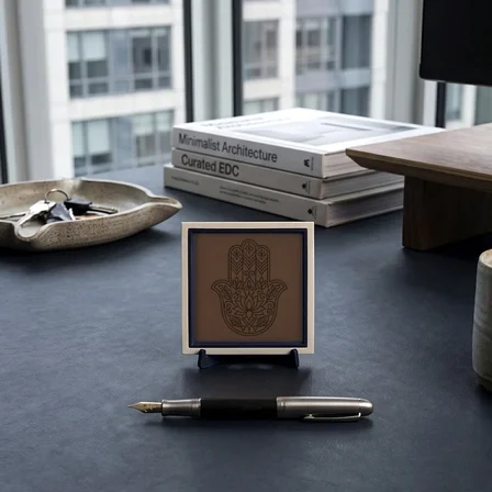 Mistik Hamsa Tasarımlı Dekoratif Obje, Yaşam Alanları İçin Zarif Bir Dokunuş 10x10 cm