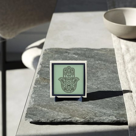 Modern Hamsa Silüetli Masaüstü Aksesuarı, Sevdikleriniz İçin Anlamlı ve Şık Hediye 10x10 cm