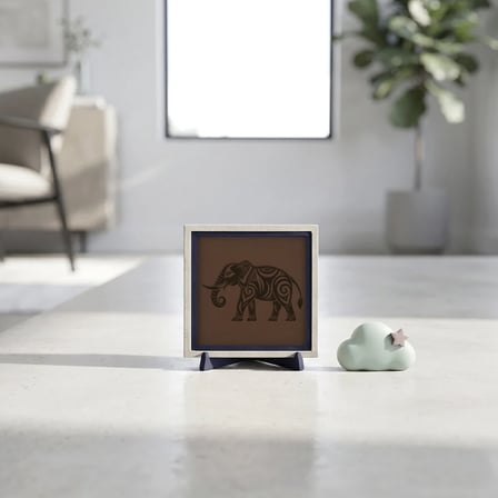 Fil Motifli Modern Dekoratif Obje, Yaşam Alanınıza Güç Katan Estetik Tasarım 10x10 cm