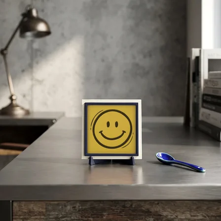 Mutlu Yüz Simgeli Modern Masaüstü Objesi, Ev ve Ofisiniz İçin Modern Bir Dekor 10x10 cm