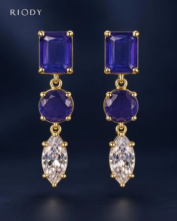 RiODY Éclat Violette Gold Kaplama Mor ve Şeffaf Zirkon Taşlı Özel Lazer Kesim Kadın Küpe