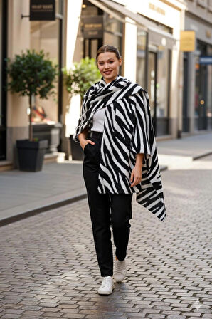 Zebra Desenli Trikoşal Marka-Yumuşak Dokulu,Rahat,Hafif ve Şık-Taşınabilir Kılıf Çantalı-170x70 cm